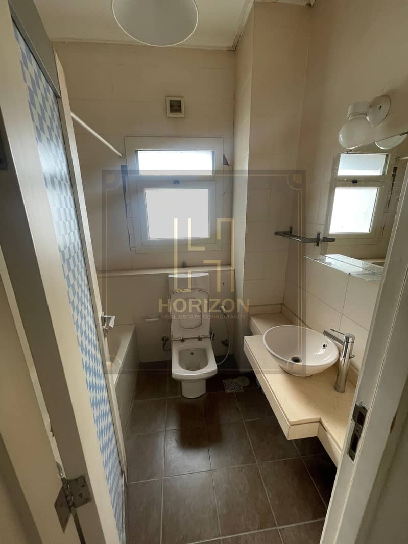 5 WhatsApp Image 2025-01-26 at 5.10. 20 AM. jpeg