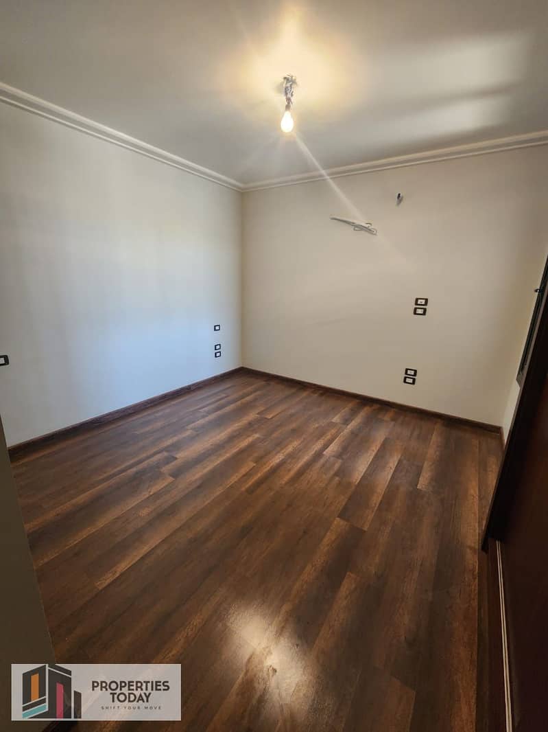 8 990f9a96-4581-4832-9d70-0ad5c360dc74. jpg