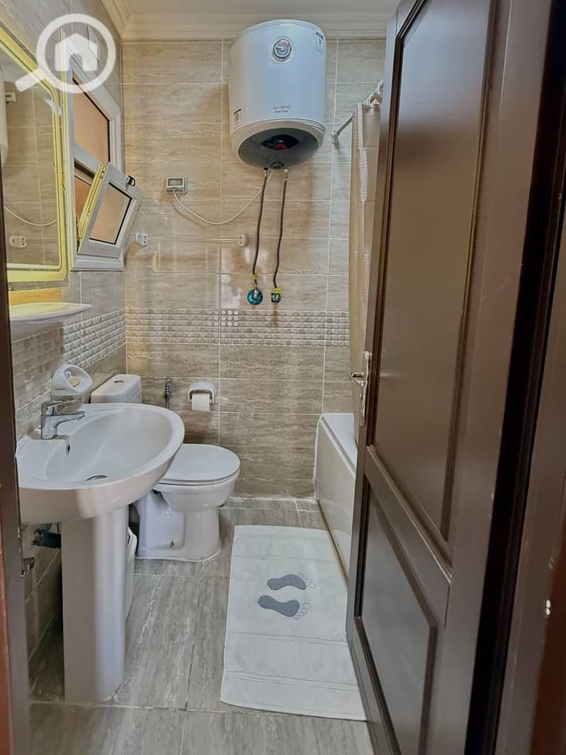 7 8109a21b-72e5-4b93-8a80-ab29b3731183. jpeg