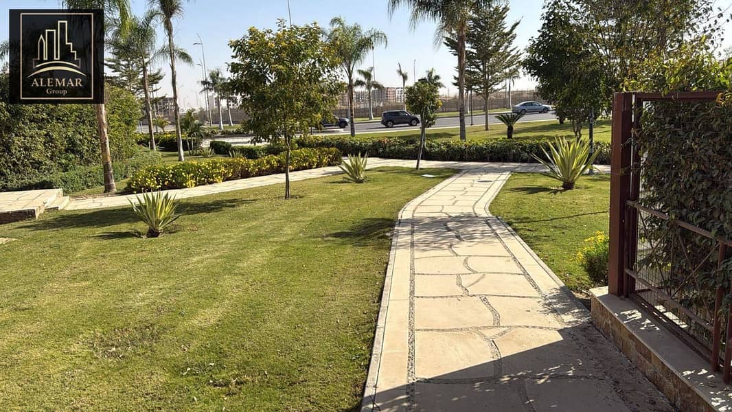 11 615081911_1307414037882436_2872447564477575081_n. jpg