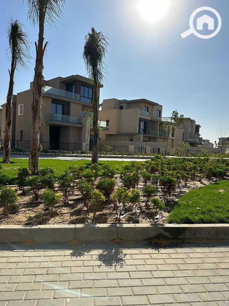 10 WhatsApp Image 2024-12-29 at 18.23. 53_ba21b62e - Copy. jpg