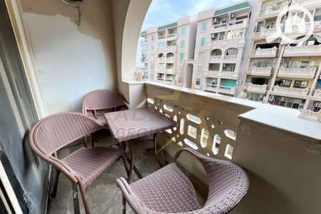 فلیٹ 3 غرف نوم للايجار في سموحة، الإسكندرية - 1. jpg