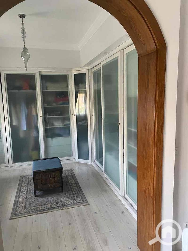 18 31c06938-812d-4f2f-a3e1-7fb7b78d360c. jpg