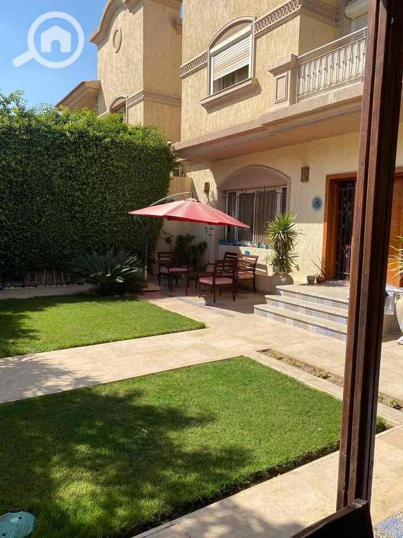 33 c83ee0e1-2e71-43d5-980d-b955f4762c6c. jpg