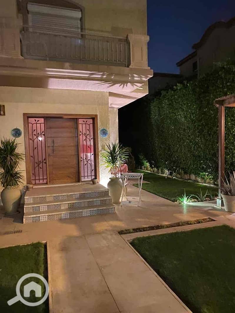 34 d7292585-6583-4ebc-bc66-161e808c4799. jpg