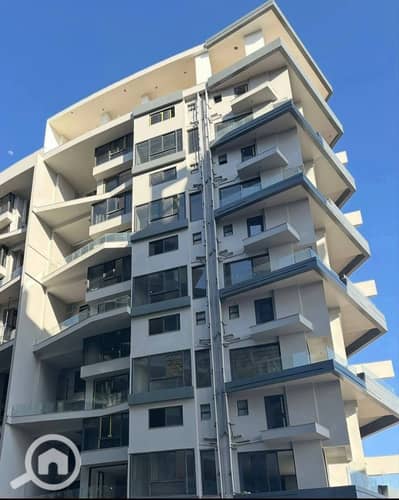 دوبلكس 4 غرف نوم للبيع في سموحة، الإسكندرية - IMG-20250911-WA0140. jpg