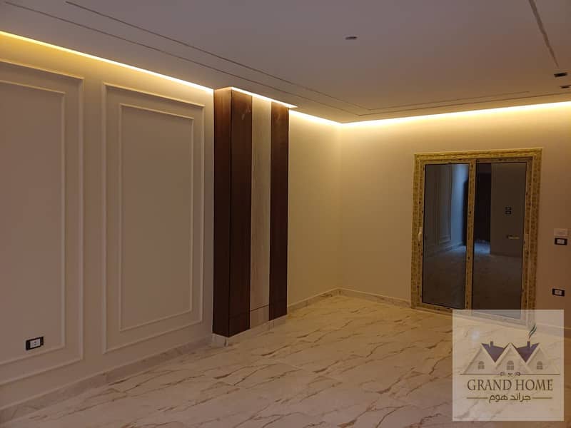 3 6bd559fc-f0e2-49b9-a753-653f65afd1d6. jpg