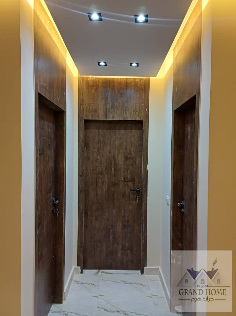 4 b7f3a0fa-279e-4d61-ae84-9db2b611fc66. jpg