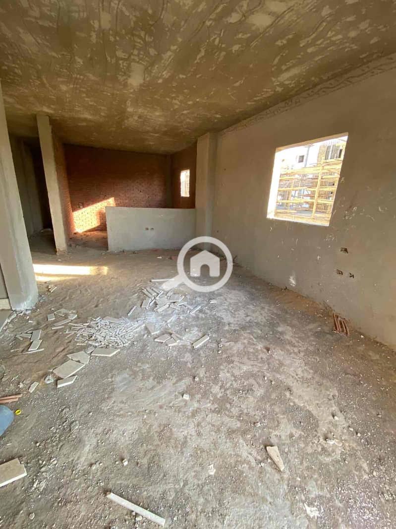 4 2ac15b29-3ffa-4e96-9768-4efa04d33f9b. jpg