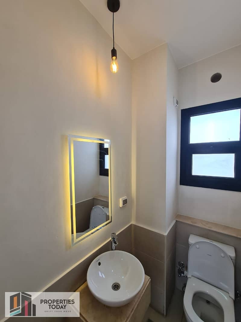 6 bca79234-c2c6-493b-a72e-752f4a3a1517. jpg