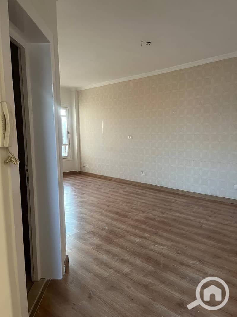 5 33138f96-4362-45c3-aa57-d065da1dc3db. jpeg