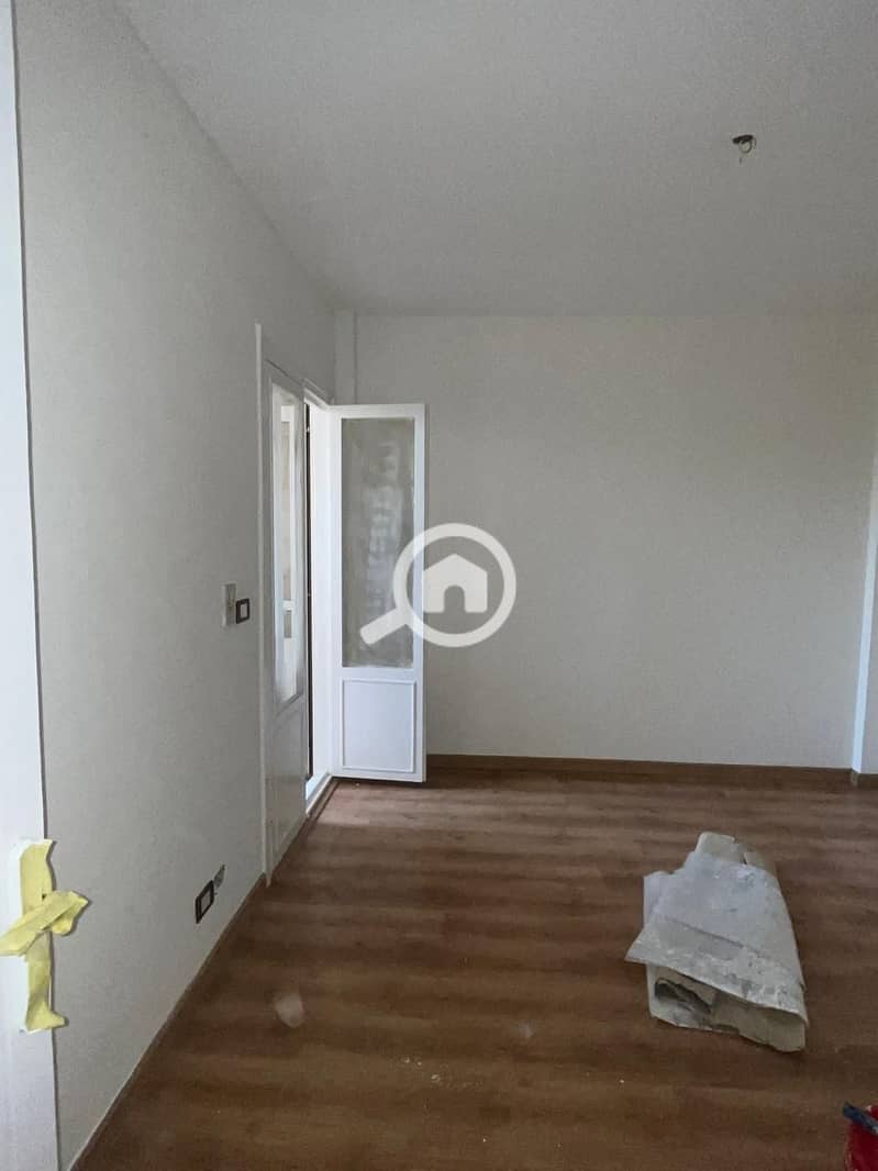 6 3f255eac-3070-4ffb-ab4d-360191b3d60a. jpeg