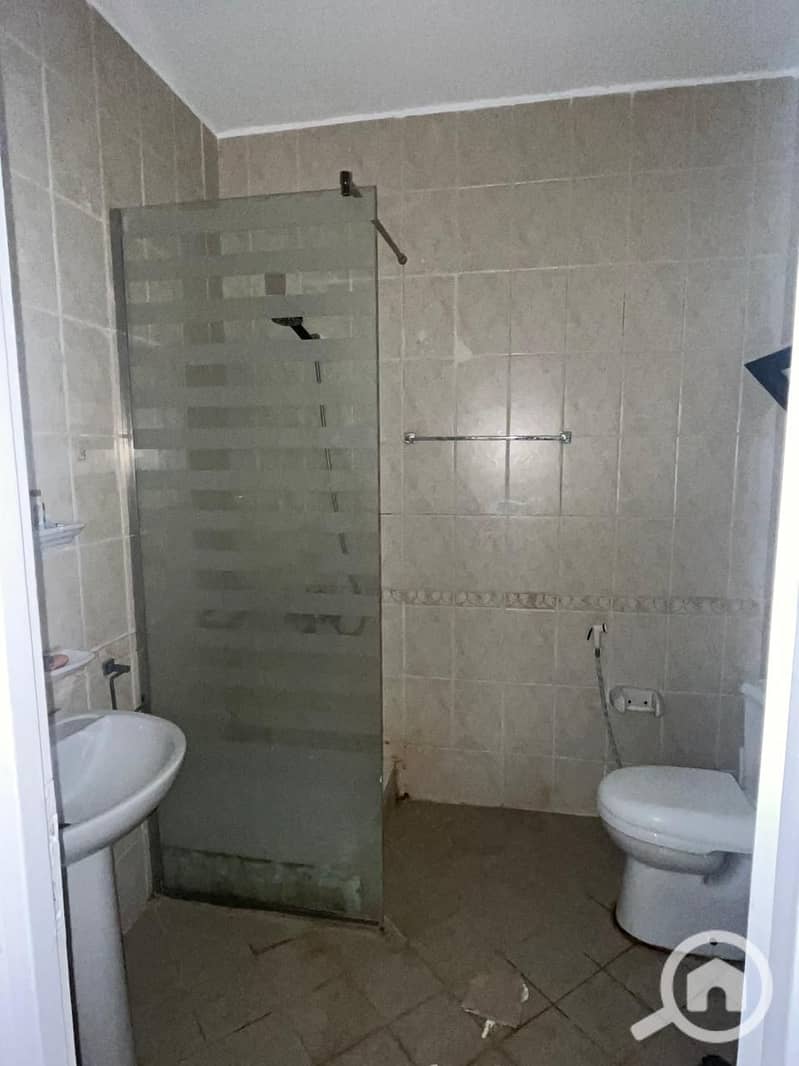 10 f0a26f14-1845-47e3-82a2-c20ae94a48d6. jpeg