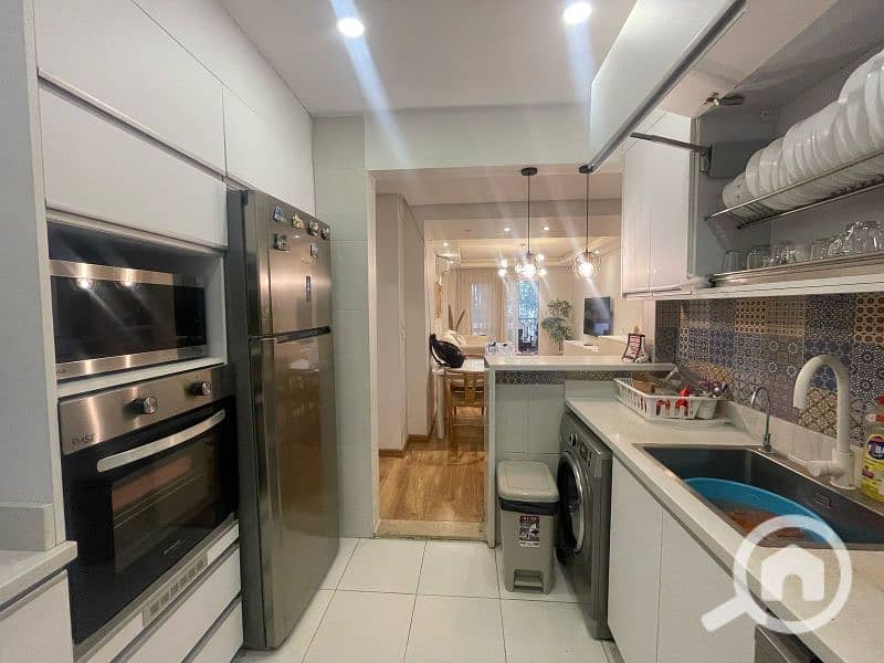 8 ae4d6ea8-cadb-4ae6-9e37-d0e590abbaf5. jfif. png