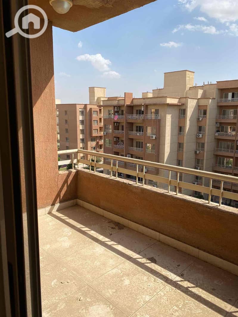 14 a6f95937-027e-4b2b-8c0c-6bac50c060d2. jpg