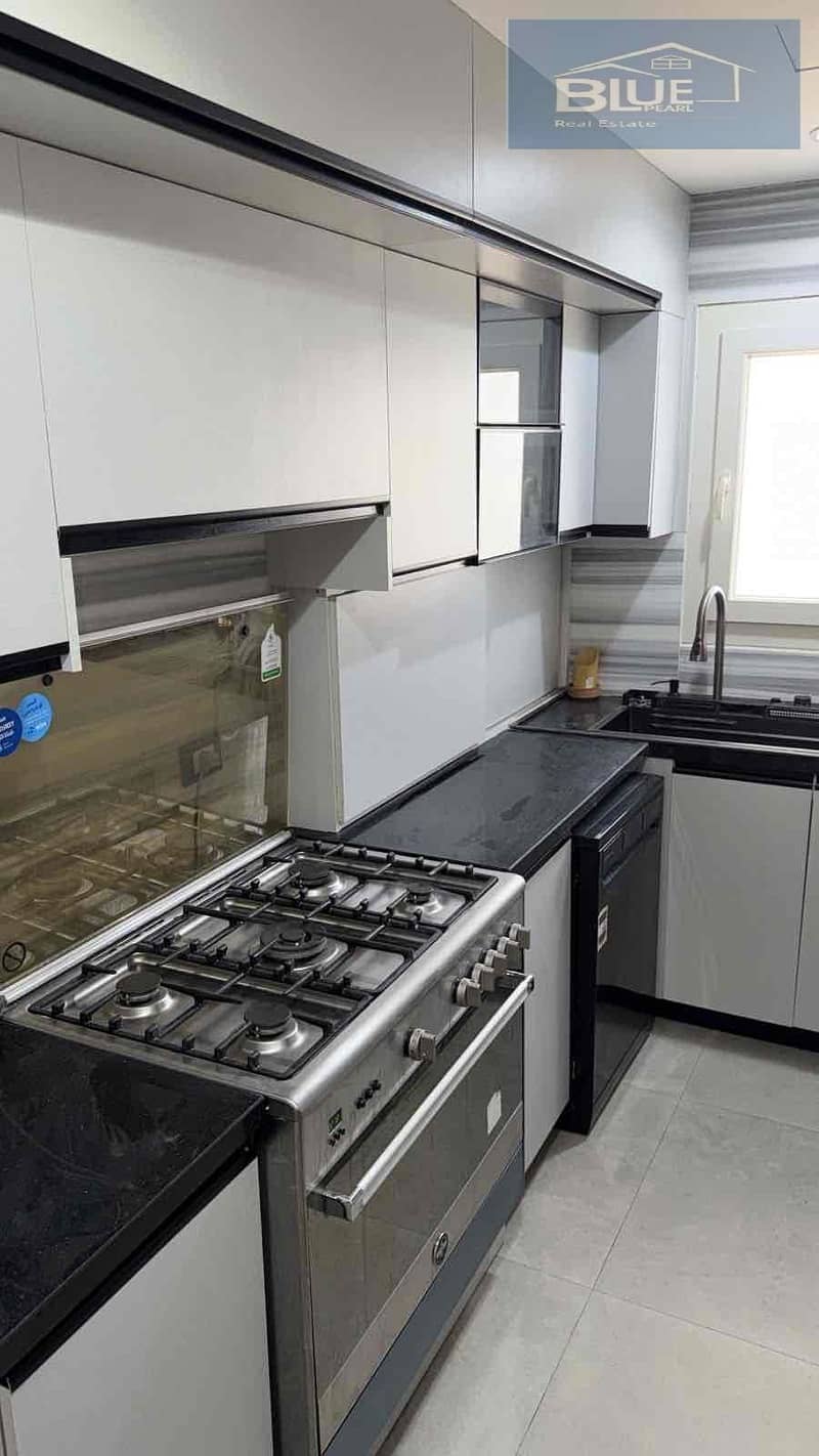 13 da2d4b70-ab57-4753-a0bb-b227da89cd31. jpg