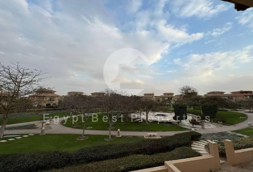 10 896a9535-ca5c-49fd-80fd-2eba33ce49e6. jpg