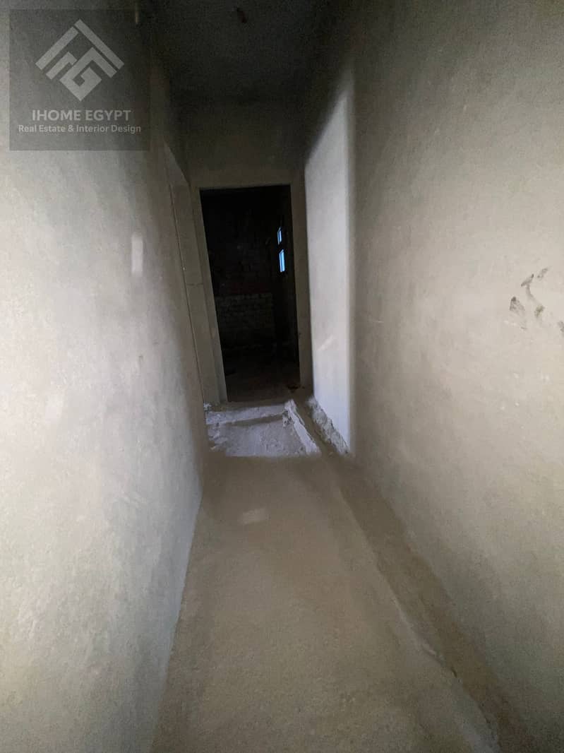 14 d8a8a16c-f79a-42df-9f20-b548ffbbe5e3. jpg