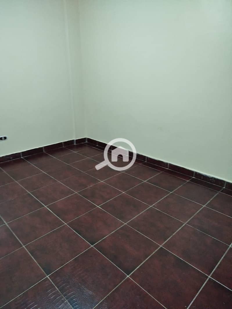 4 WhatsApp Image 2026-01-10 at 15.52. 31. jpeg