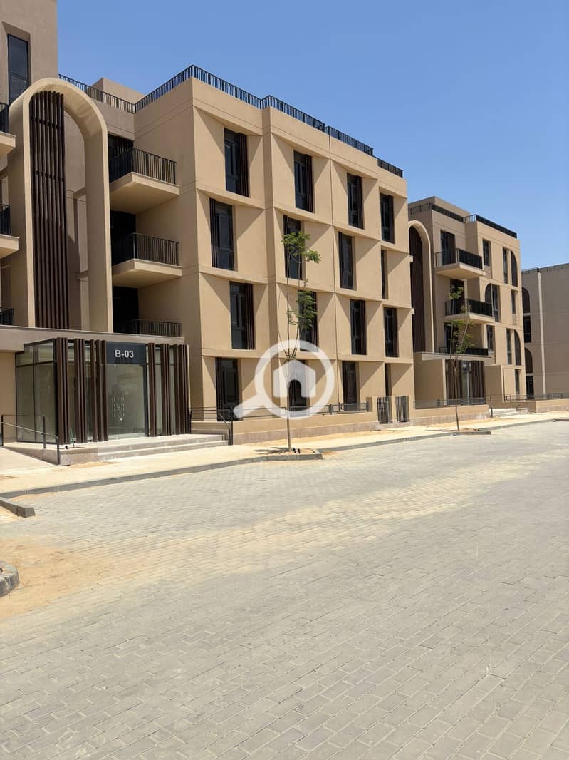 10 32d1eab8-2de9-47e9-8283-3b36ca9afd60. jpeg