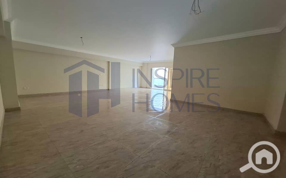 4 WhatsApp Image 2026-01-08 at 00.06. 35 (1). JPG