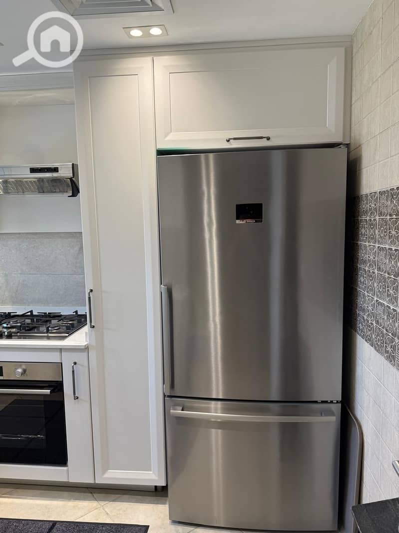 9 b7af247a-ab77-42c3-8b79-417dbb05fa79. jpg