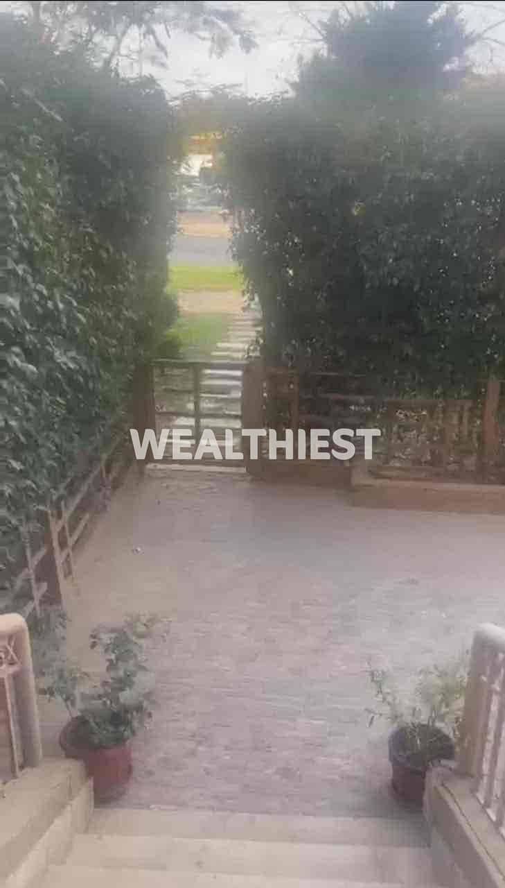 3 587797cc-8a34-4c68-80f1-09f26de80119. jpg