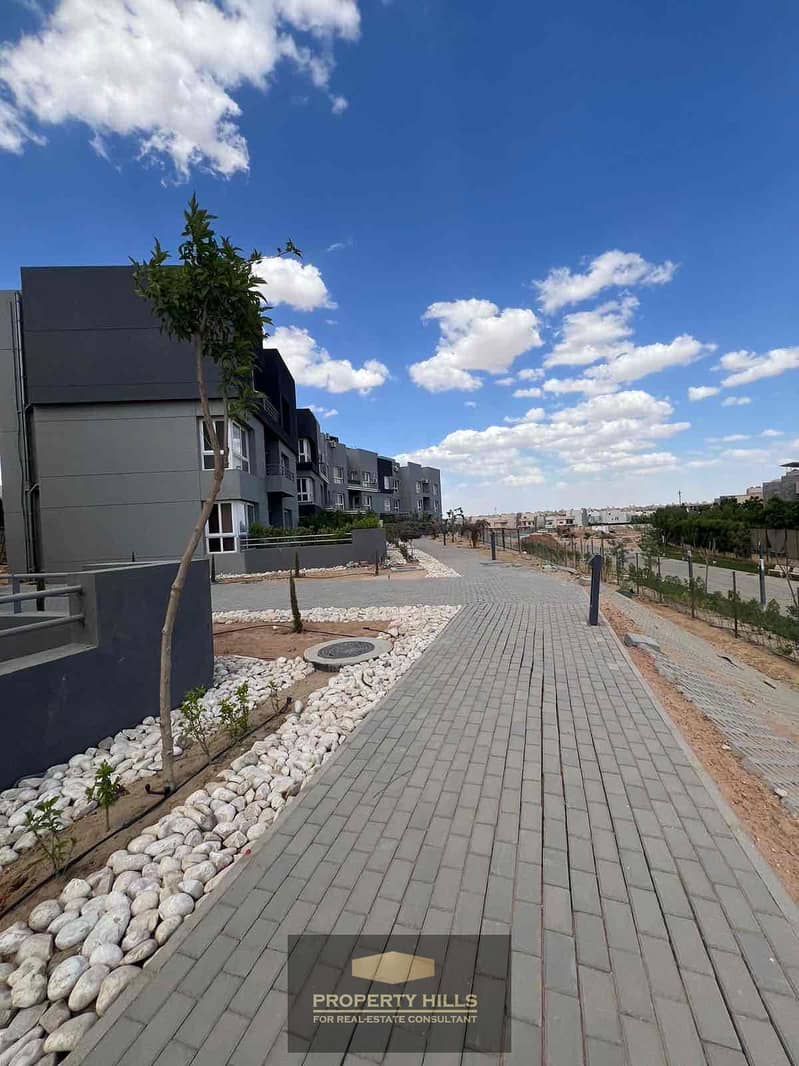 9 b617defe-0255-4223-9ca8-a13dd2cfe2a9. jpg