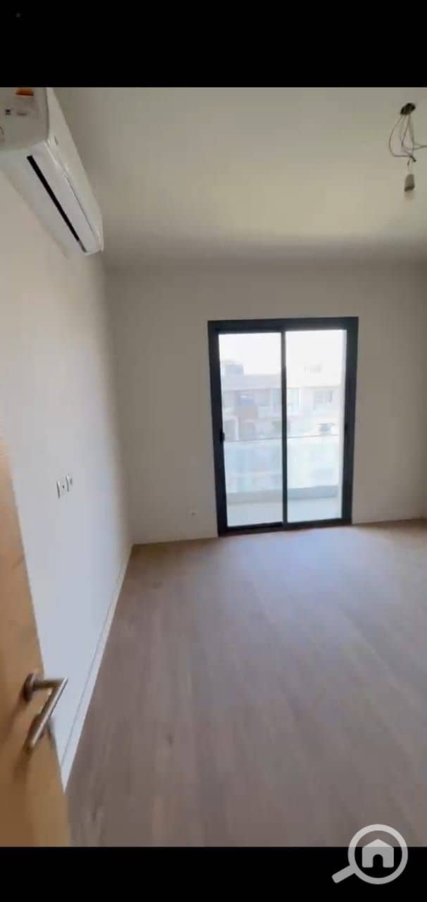 5 WhatsApp Image 2026-01-10 at 10.30. 29 PM (2). jpeg