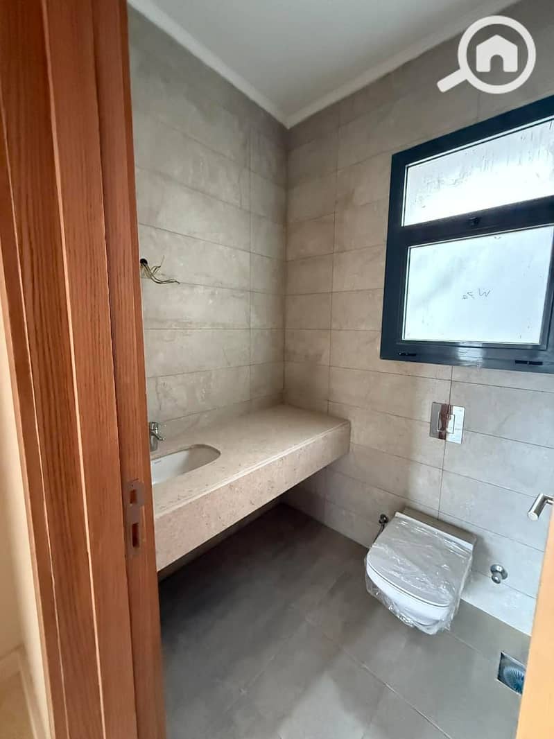 12 WhatsApp Image 2026-01-10 at 10.30. 26 PM (1). jpeg