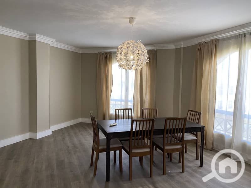 2 4a6ad5ae-e186-4c0a-82a1-19cddbe2e517. jpeg