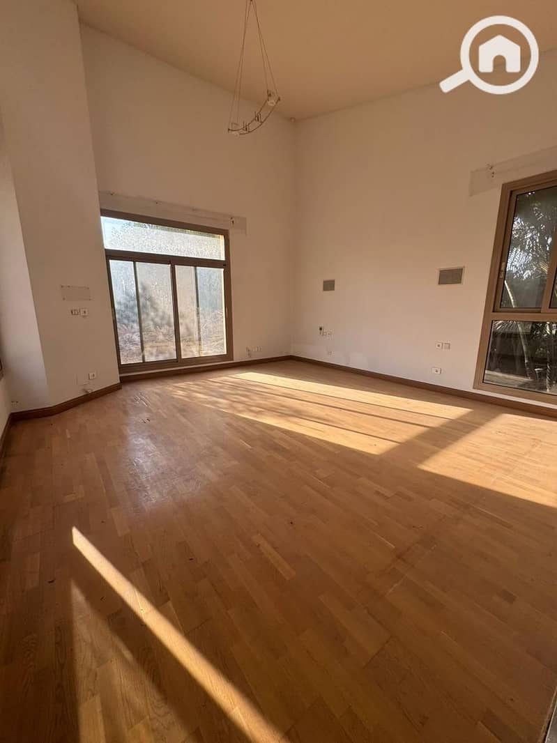 4 WhatsApp Image 2025-10-01 at 18.42. 09_ba092be5. jpg