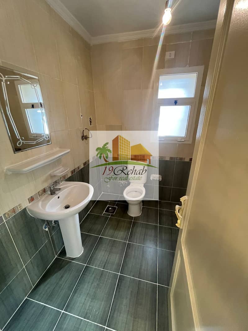 4 WhatsApp Image 2025-12-24 at 15.44. 41 (1). jpeg