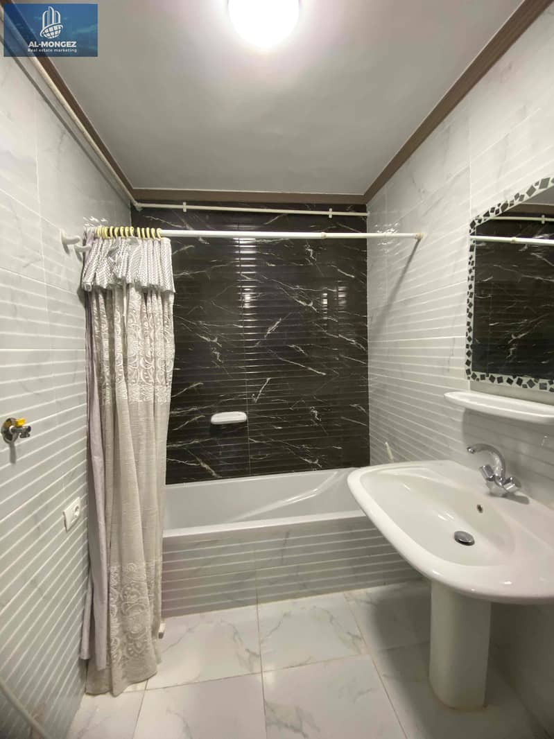 13 397b5cf1-fa5b-4e54-baa7-7cbffcf567b8. jpg