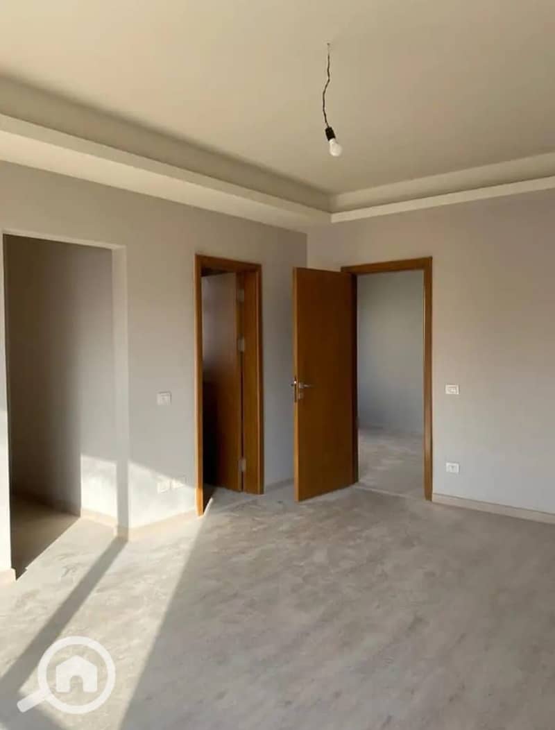 8 WhatsApp Image 2024-12-02 at 1.36. 31 PM. jpeg