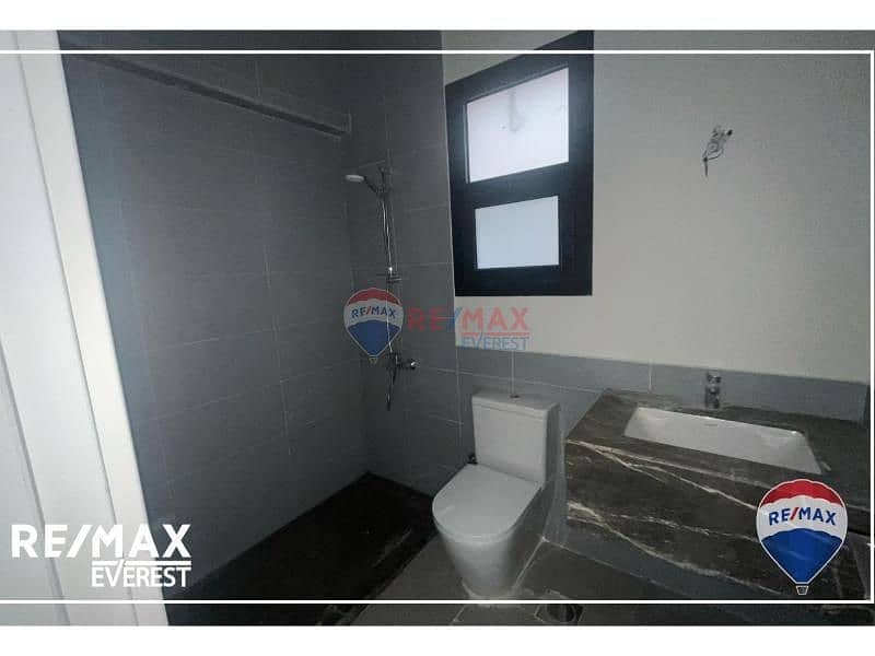 9 87da719c-d345-4faa-8b5e-4fe4777d3a6a. jpg