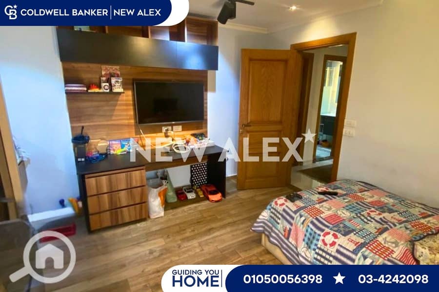 8 611161011_1306372078176090_7906368136915825553_n. jpg