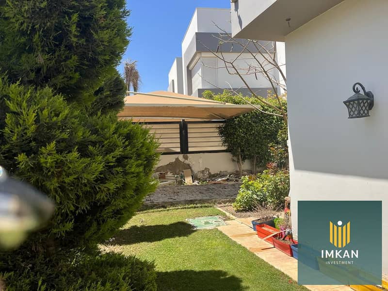 3 22dc571f-83cb-40a1-a1e3-62f593e08d93. jpg