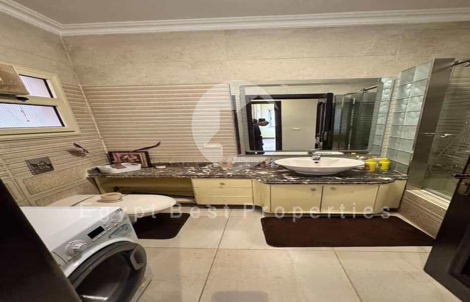 9 8e4dd8f8-d421-41dd-af36-7b34efa0c202. jpeg