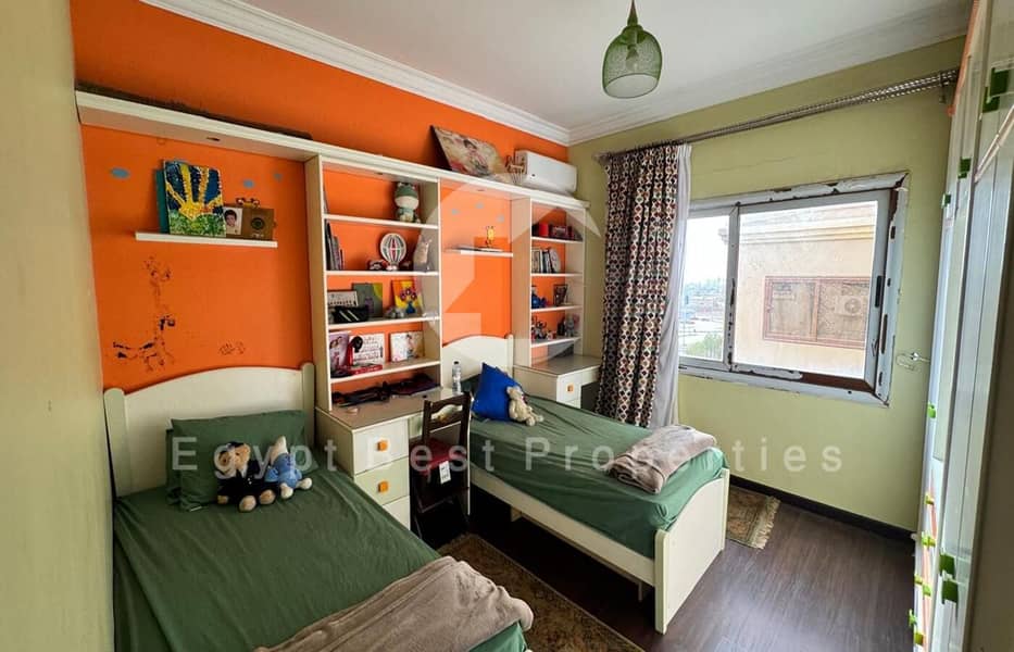 10 e6469329-585e-406b-95dc-2e67ffa71200. jpeg