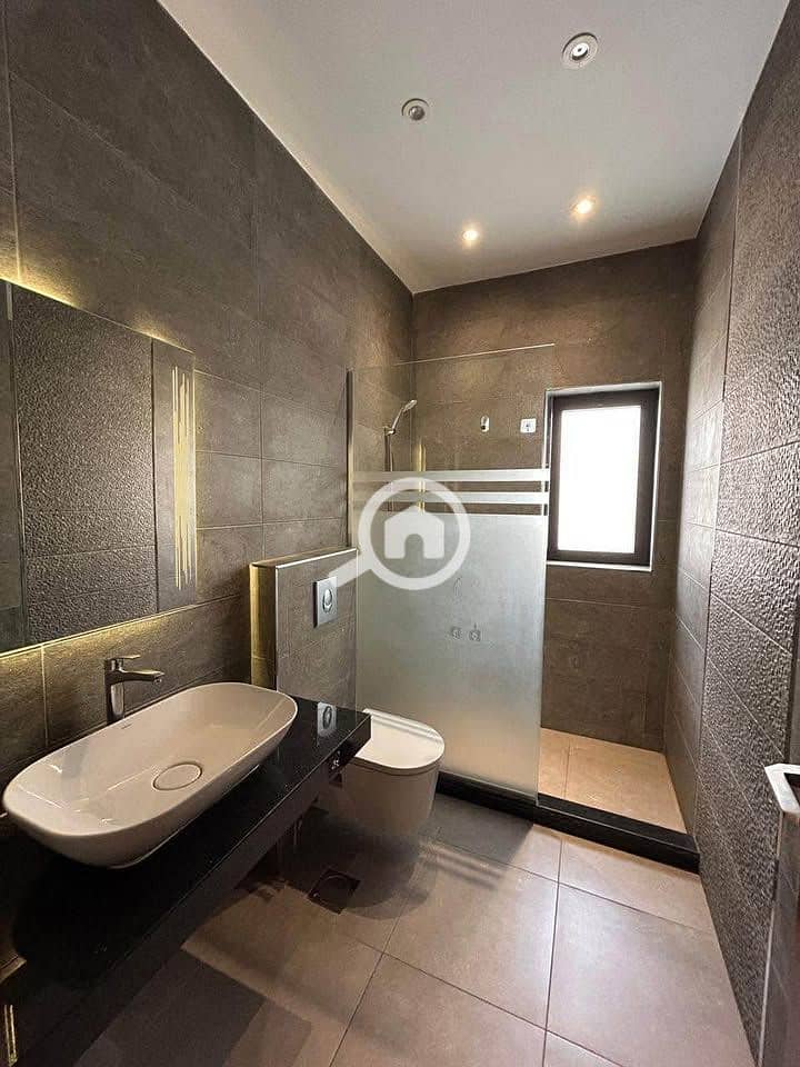 5 567761897_1897127667908968_4153681029507733035_n. jpg