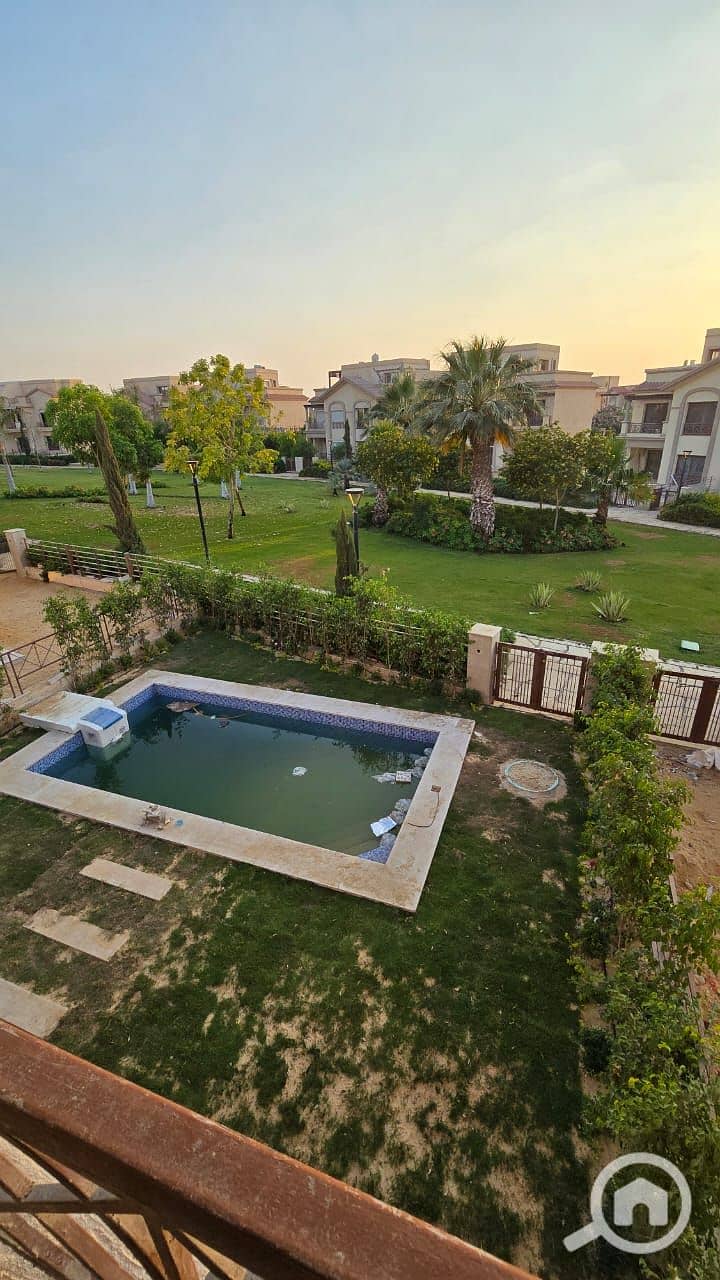 22 c85928cd-0d24-43e4-9567-f6c981628cd4. jpeg