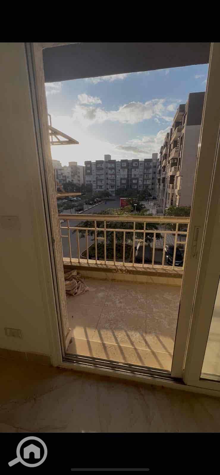 5 c2781323-c434-4893-8ba6-3f046a48ecdf. jpg