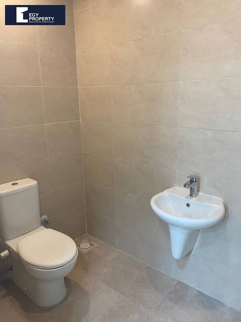 4 _files_WhatsApp Image 2025-12-28 at 7.46. 25 AM (3). jpeg