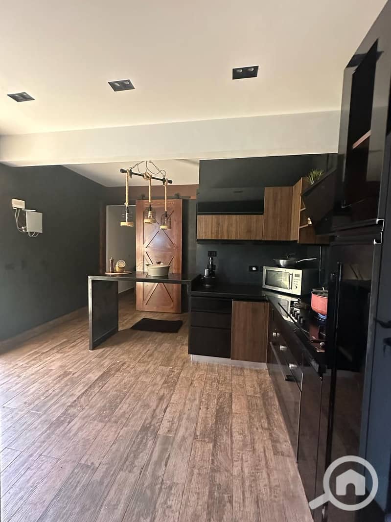 40 f780211f-3944-4fb2-9b84-39ed74a23054. jpeg