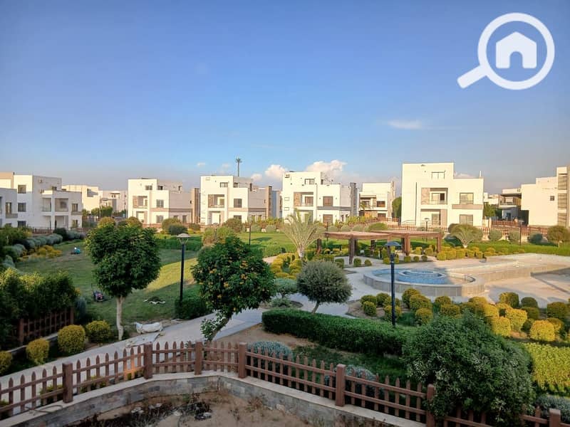 2 080cbf2b-190a-4d63-a0dd-c0ea87bcb676. jpg