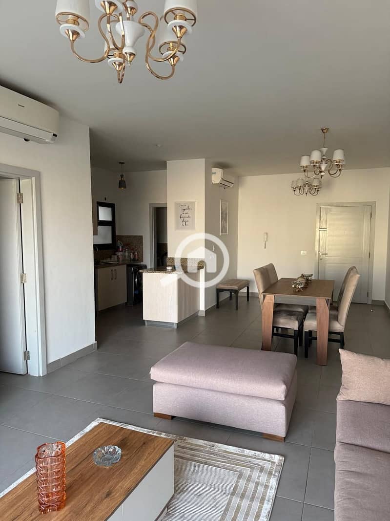 2 e531fde0-582c-4fe7-9b64-d8ff1643c64d. jpeg