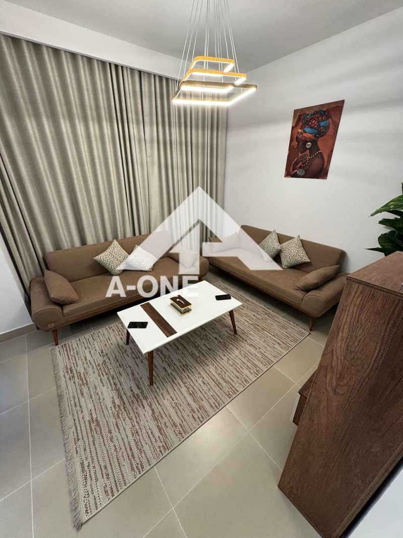 4 8adc8993-f71a-4e13-8b67-4ab70f649262. jpg