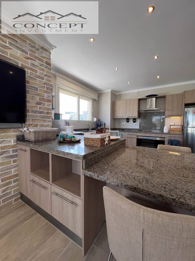 6 2025_07_01_05_00_IMG_8094. jpg