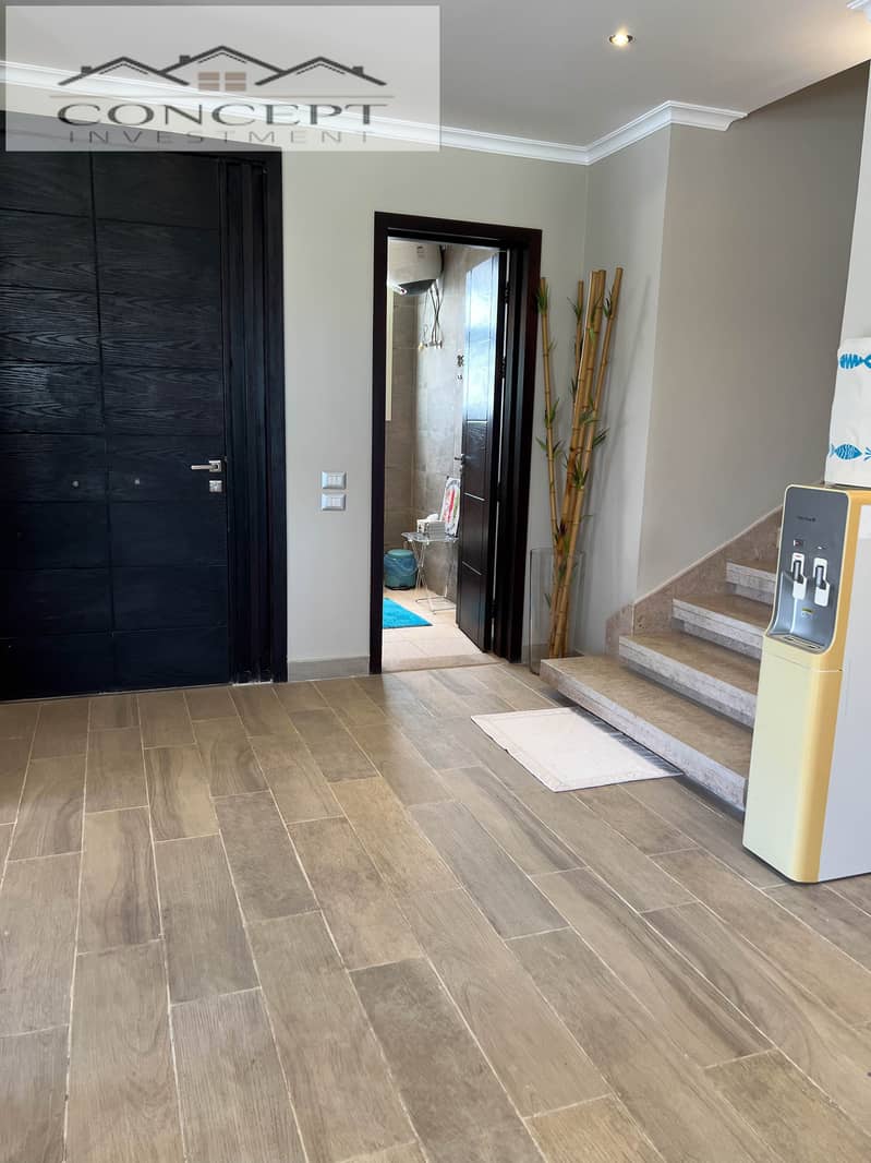 7 2025_07_01_05_00_IMG_8093. jpg